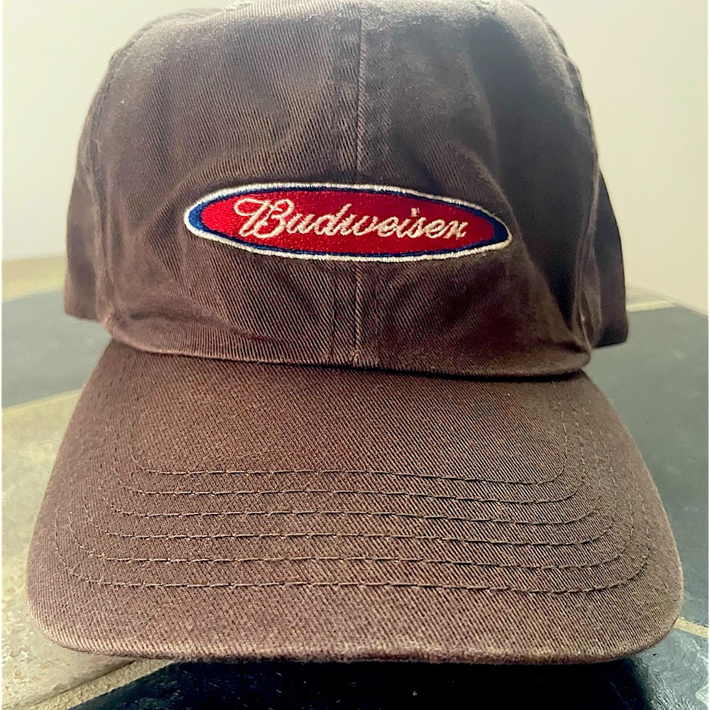 BUDWEISER BALL CAP. NEW NEVER WORN